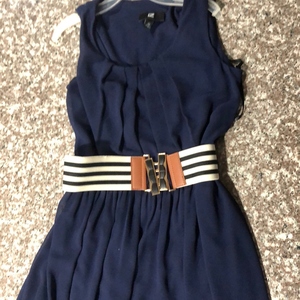 2 dresses.